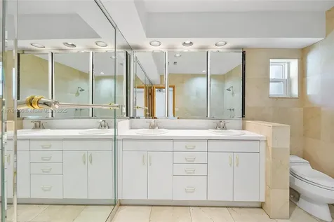 7401 SW 145th Terrace Palmetto Bay FL 33158