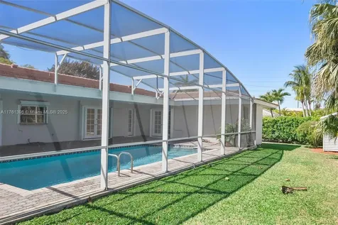 7401 SW 145th Terrace Palmetto Bay FL 33158