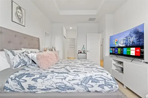 12824 NW 22nd Place Miami FL 33167