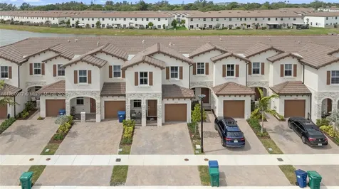 12824 NW 22nd Place Miami FL 33167