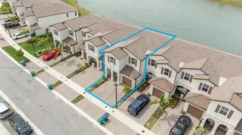12824 NW 22nd Place Miami FL 33167
