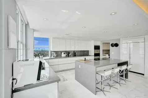 5660 Collins Avenue Miami Beach FL 33140