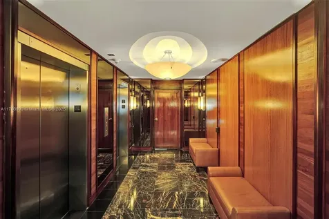 5660 Collins Avenue Miami Beach FL 33140