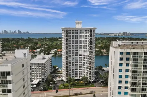 5660 Collins Avenue Miami Beach FL 33140