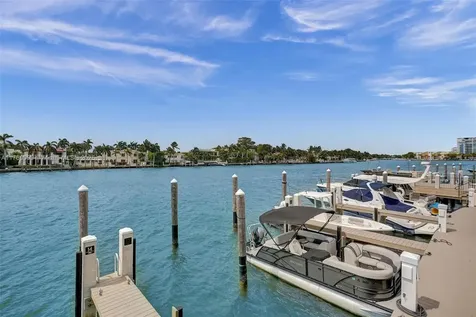 5660 Collins Avenue Miami Beach FL 33140