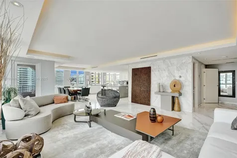 5660 Collins Avenue Miami Beach FL 33140