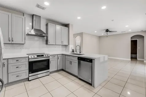 3083 SW 147th Place Miami FL 33185