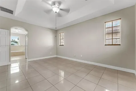 3083 SW 147th Place Miami FL 33185