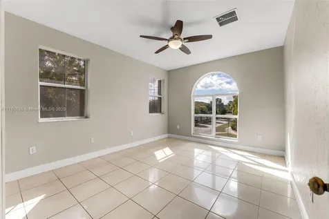 3083 SW 147th Place Miami FL 33185