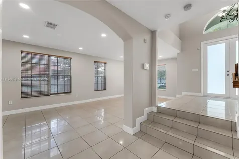 3083 SW 147th Place Miami FL 33185