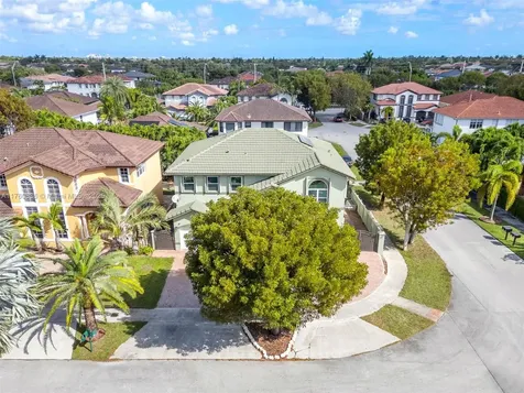 3083 SW 147th Place Miami FL 33185