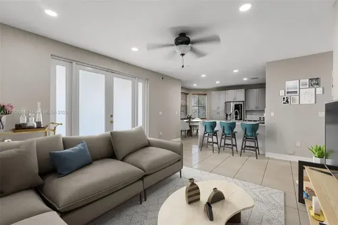 3083 SW 147th Place Miami FL 33185