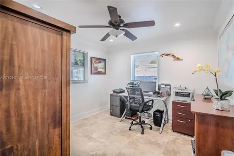 5627 Atlanta Street Hollywood FL 33021