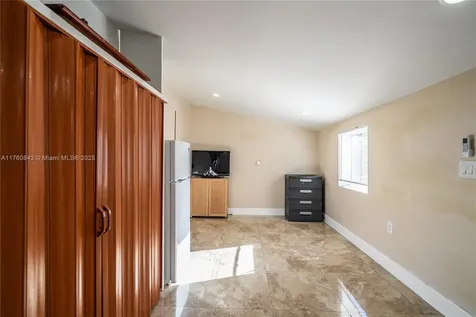 5627 Atlanta Street Hollywood FL 33021