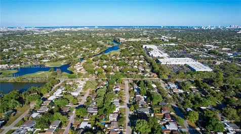 5627 Atlanta Street Hollywood FL 33021