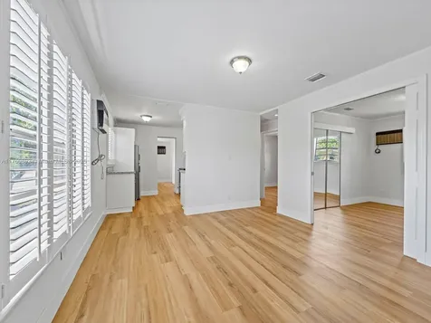 3911 SW 60th Avenue Davie FL 33314