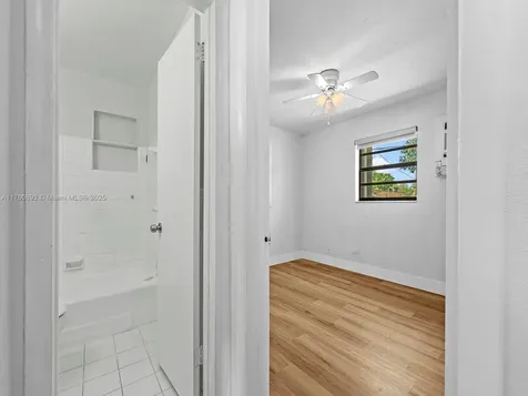 3911 SW 60th Avenue Davie FL 33314