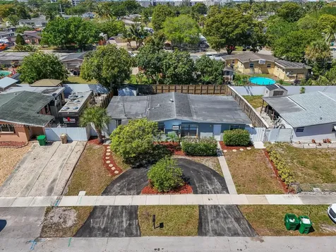 3911 SW 60th Avenue Davie FL 33314