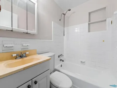 3911 SW 60th Avenue Davie FL 33314