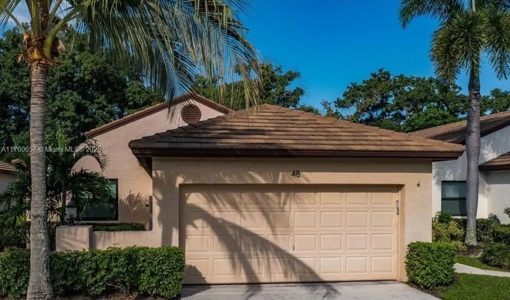 48 N Ironwood Way N Palm Beach Gardens FL 33418