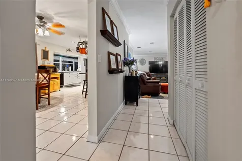 18200 SW 86th Avenue Palmetto Bay FL 33157