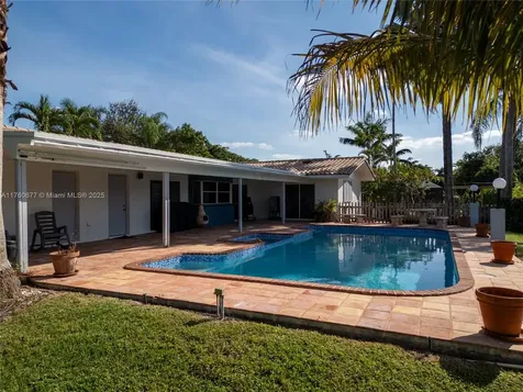 18200 SW 86th Avenue Palmetto Bay FL 33157