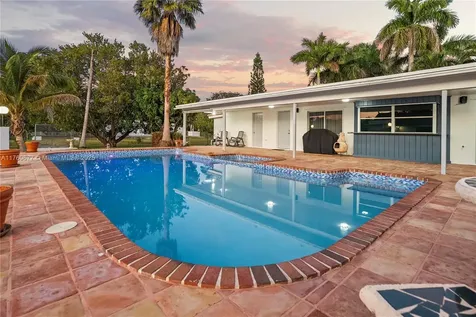 18200 SW 86th Avenue Palmetto Bay FL 33157