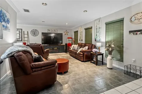 18200 SW 86th Avenue Palmetto Bay FL 33157