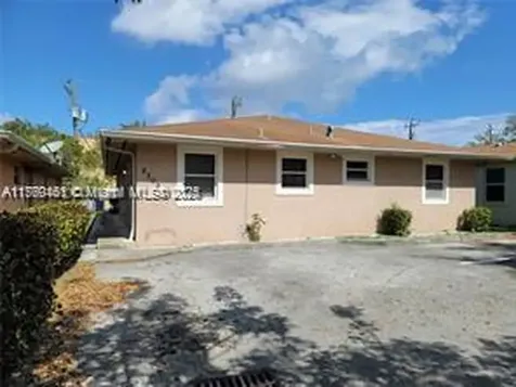 2309 Liberty Street Hollywood FL 33020