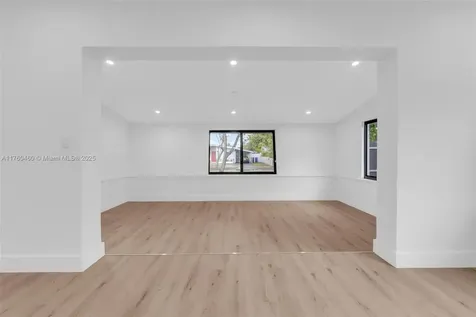 531 NE 175th Terrace North Miami Beach FL 33162