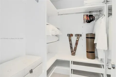 3737 Collins Avenue Miami Beach FL 33140