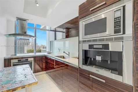 3737 Collins Avenue Miami Beach FL 33140