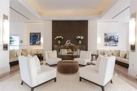 3737 Collins Avenue Miami Beach FL 33140