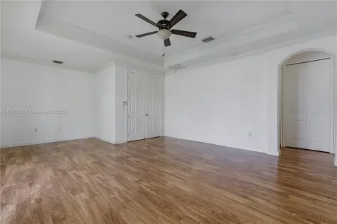 7547 SW 191st Street Cutler Bay FL 33157