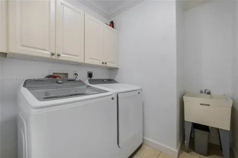 7547 SW 191st Street Cutler Bay FL 33157