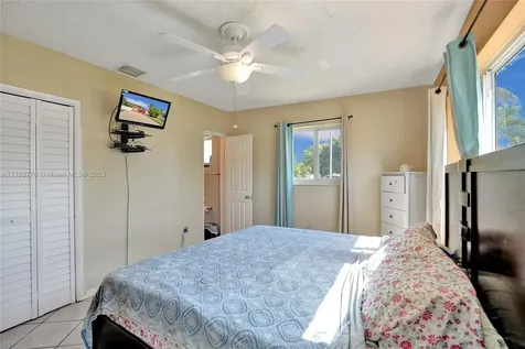 2330 Bahama Drive Miramar FL 33023