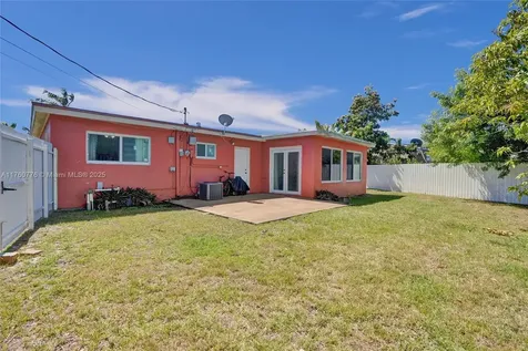 2330 Bahama Drive Miramar FL 33023