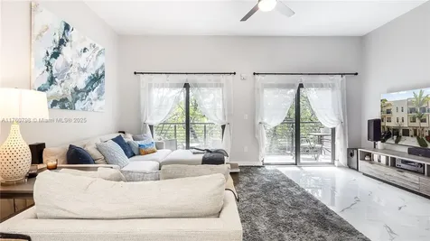 466 SE 1st Circle Pompano Beach FL 33060