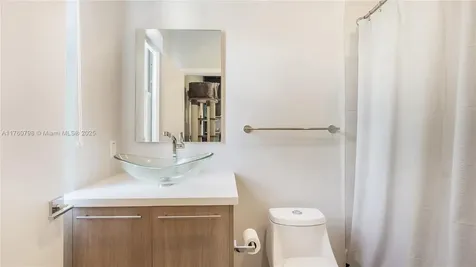466 SE 1st Circle Pompano Beach FL 33060