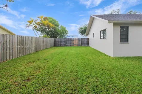 28601 SW 164th Avenue Homestead FL 33033