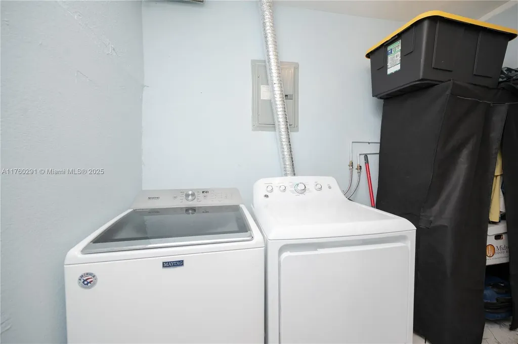 1301 NW 45th Street Fort Lauderdale FL 33309