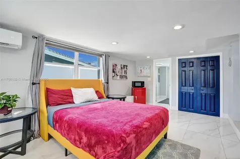 3 NE 26th Street Wilton Manors FL 33305
