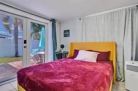 3 NE 26th Street Wilton Manors FL 33305