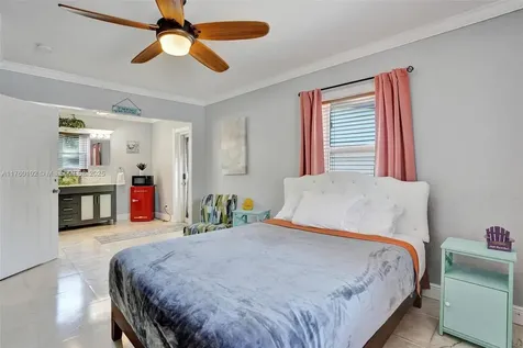 3 NE 26th Street Wilton Manors FL 33305