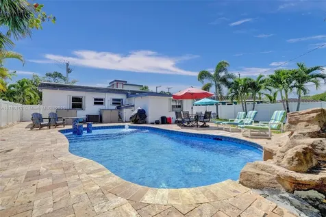 3 NE 26th Street Wilton Manors FL 33305