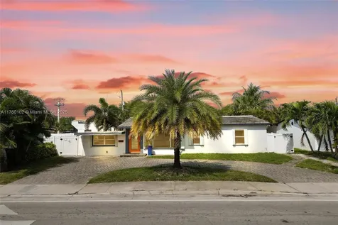 3 NE 26th Street Wilton Manors FL 33305