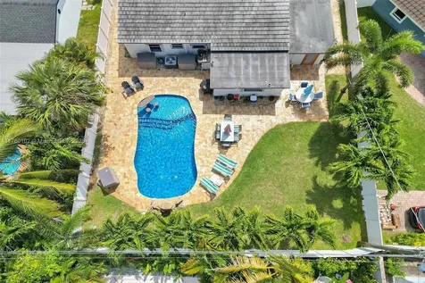3 NE 26th Street Wilton Manors FL 33305