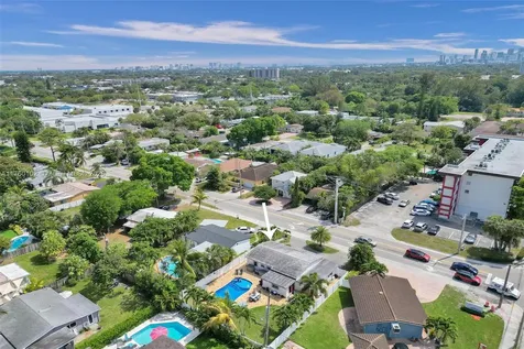 3 NE 26th Street Wilton Manors FL 33305