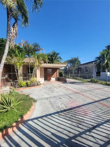 2931 NW 27th Street Miami FL 33142
