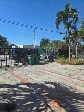 2931 NW 27th Street Miami FL 33142